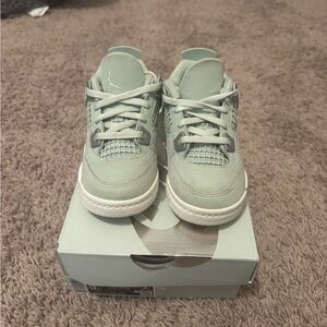 Jordan Kids Sneakers in Mint Green
